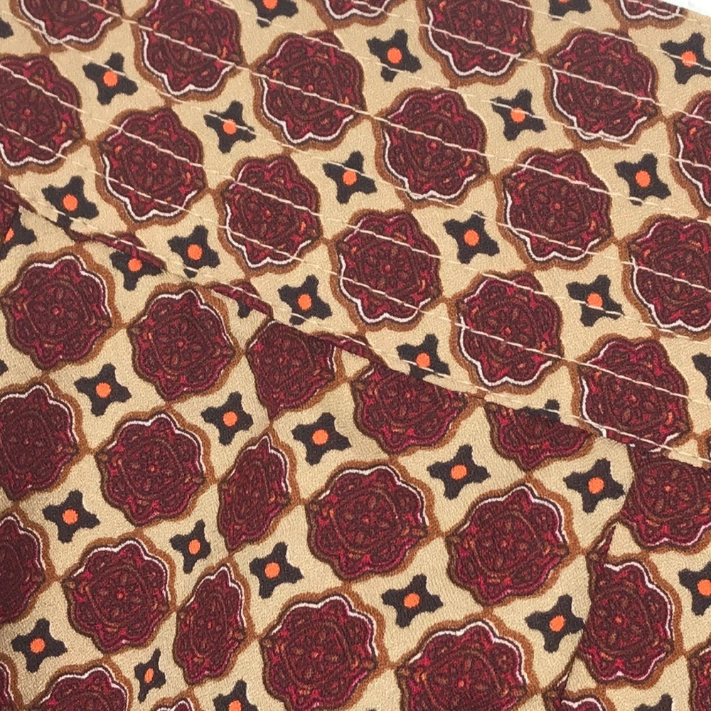 Print Shorts - Picture 2 of 4